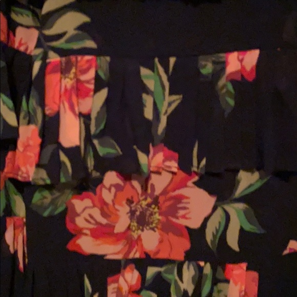 Flower blouse - Picture 2 of 2